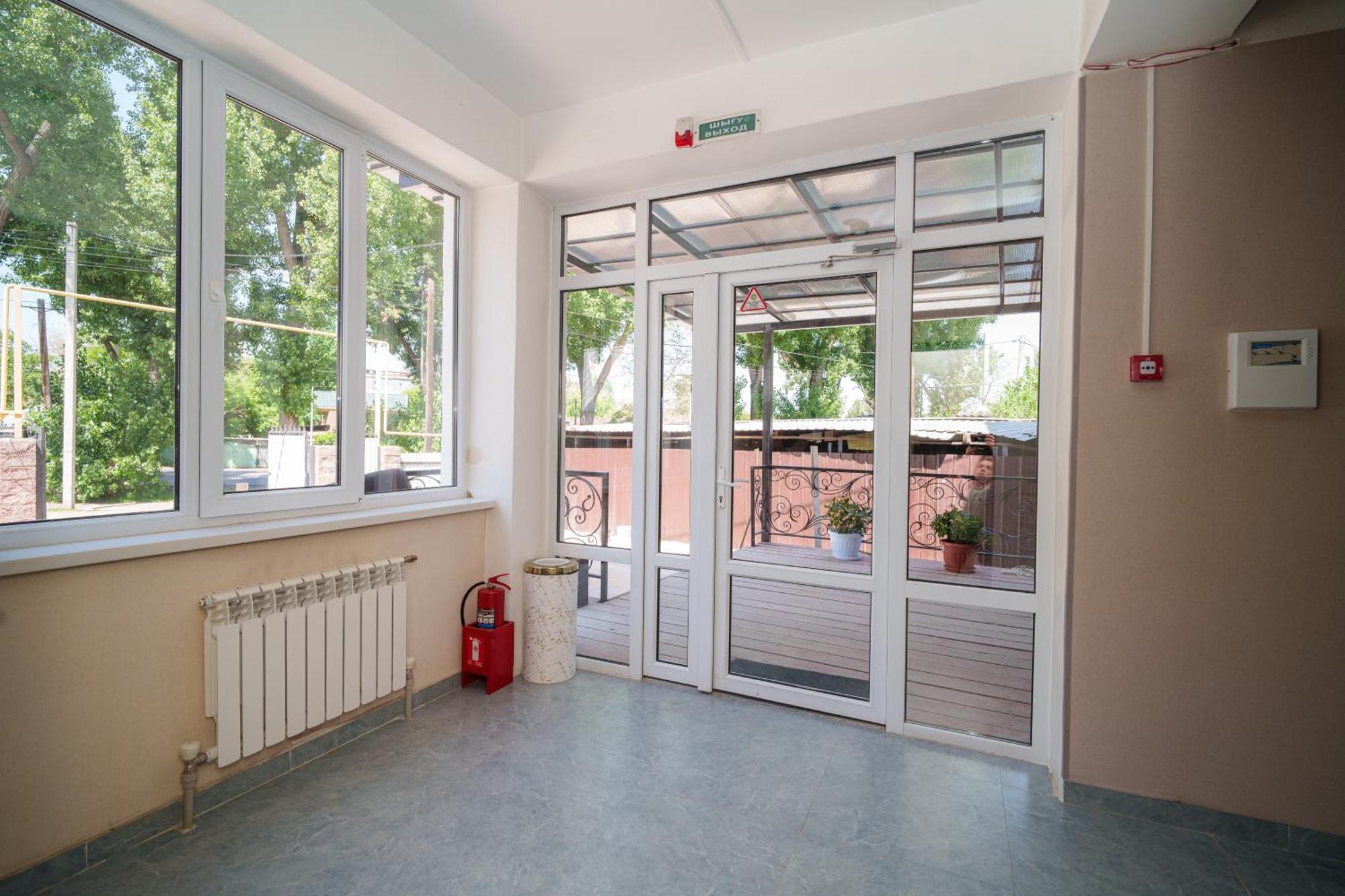 Hotel 33 Ałma Ata Zewnętrze zdjęcie